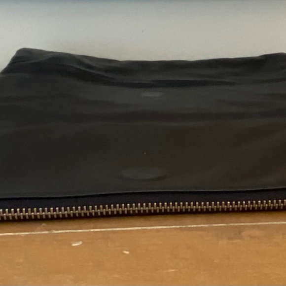 Scoop NYC Leather Clutch - Picture 3 of 3